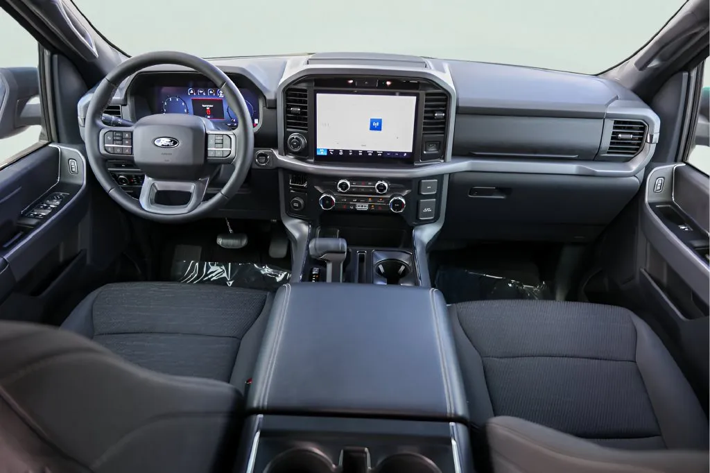 Ford F-150 photo 27