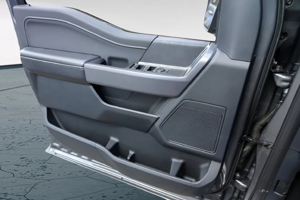 Ford F-150 photo 23