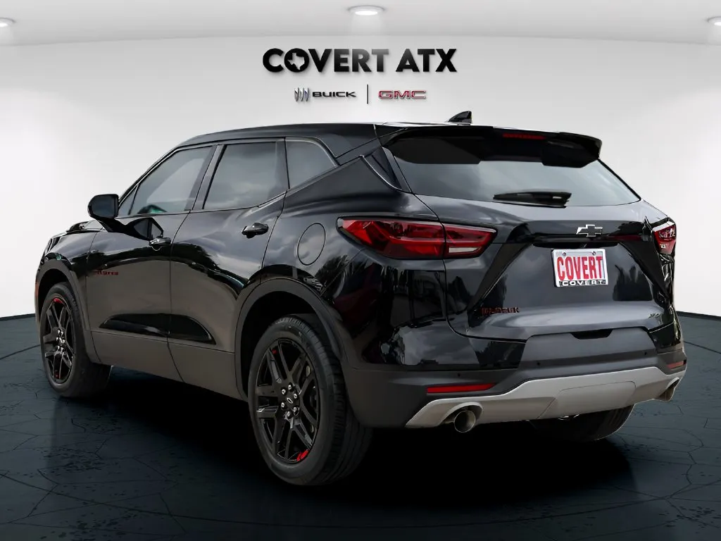 Chevrolet Blazer photo 5