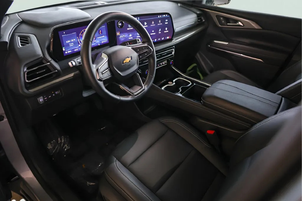 Chevrolet Traverse photo 12