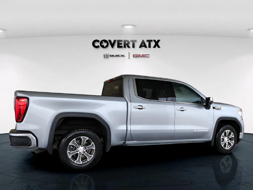 GMC Sierra photo 7