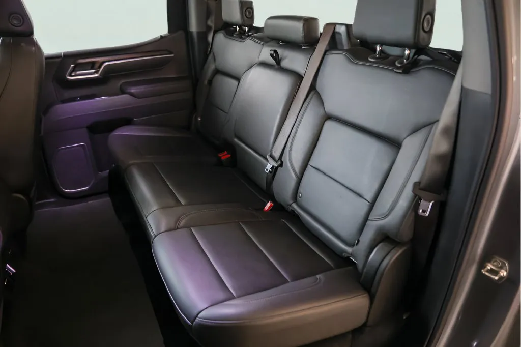 GMC Sierra photo 24