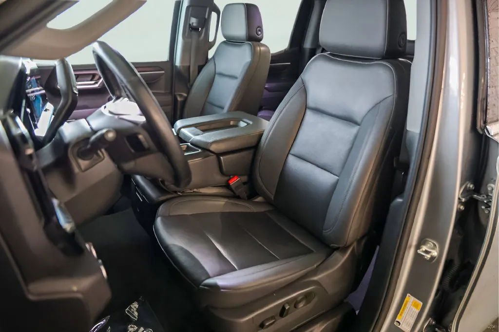 GMC Sierra photo 9