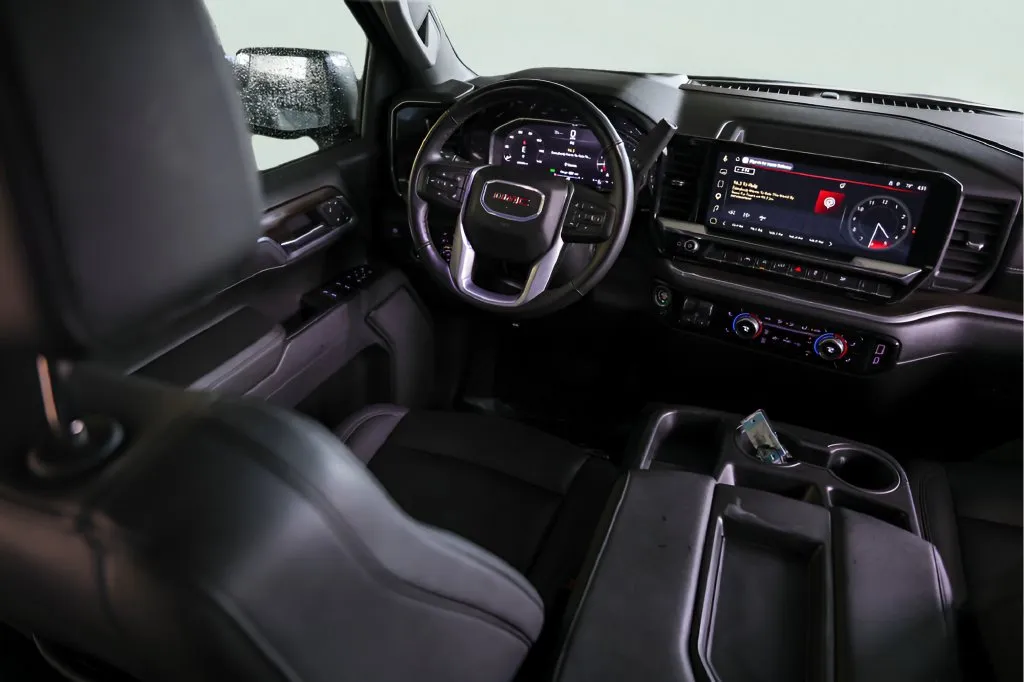 GMC Sierra photo 27