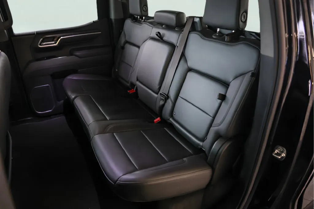 GMC Sierra photo 25