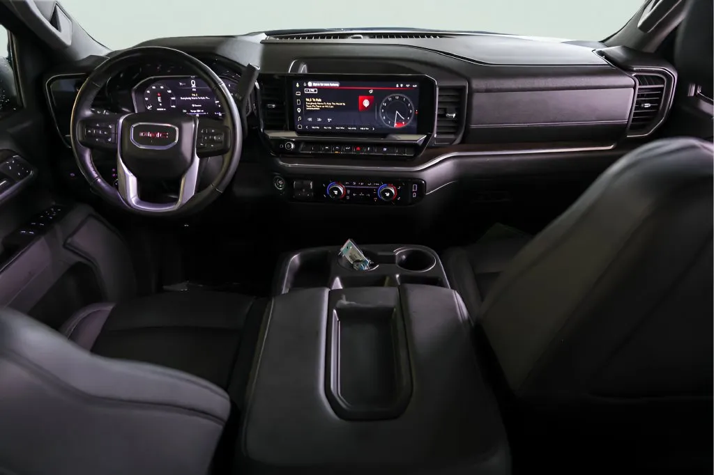 GMC Sierra photo 26