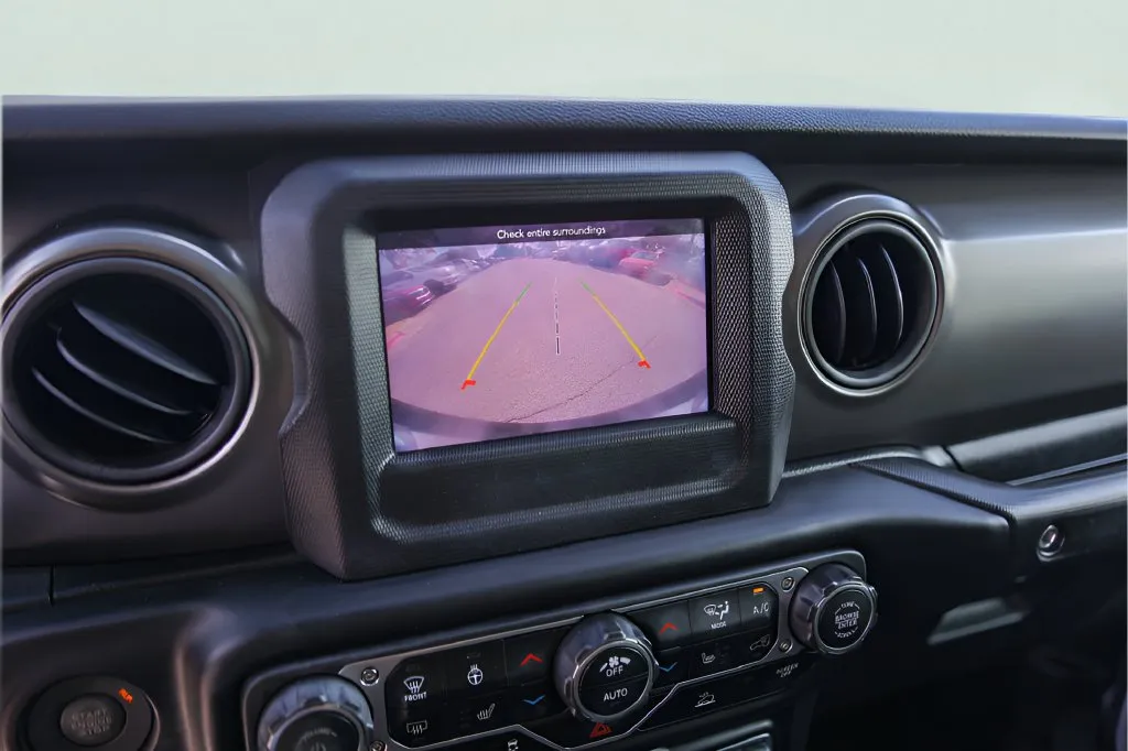 Jeep Wrangler photo 19