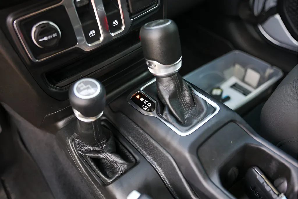 Jeep Wrangler photo 23