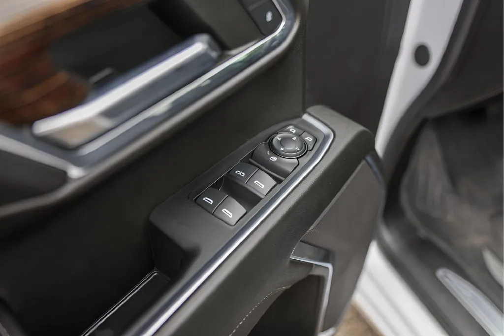GMC Sierra photo 22