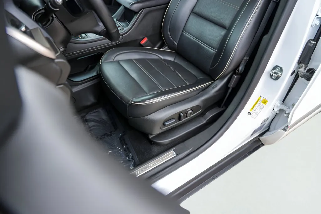 GMC Acadia photo 6