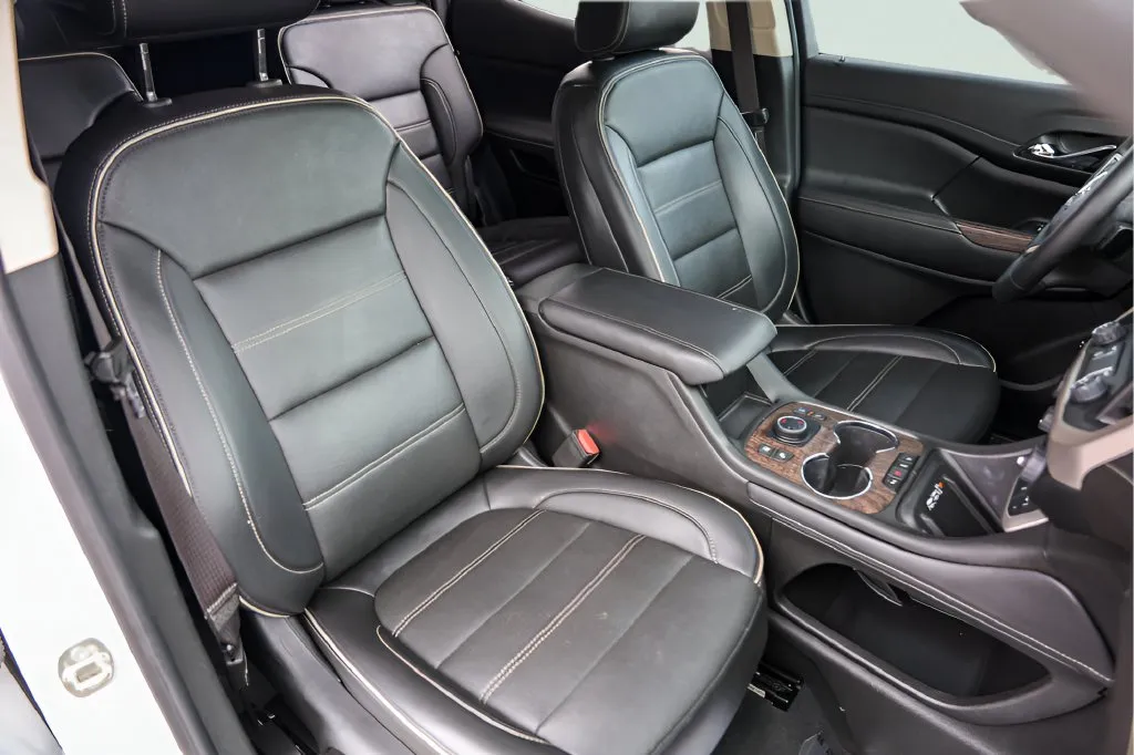 GMC Acadia photo 27