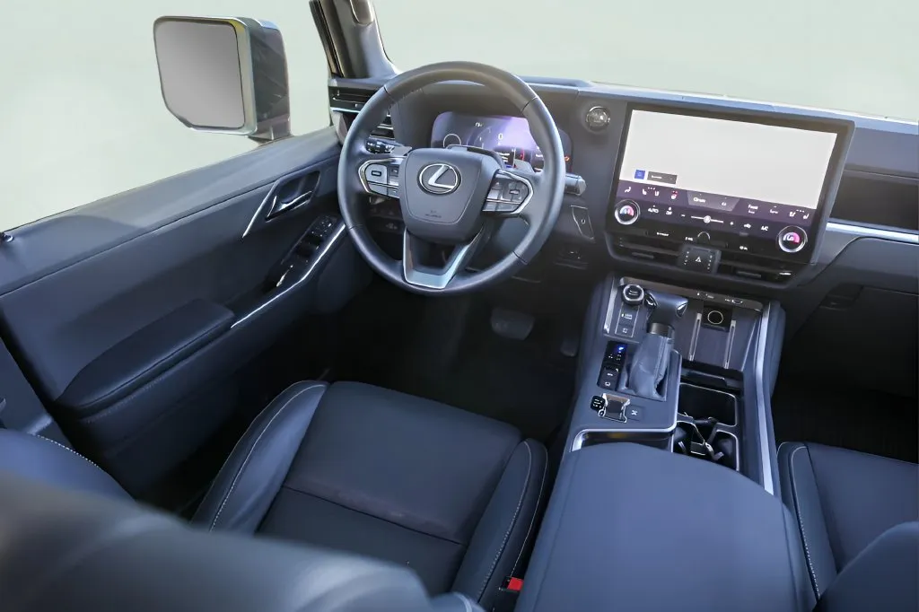 Lexus GX photo 28