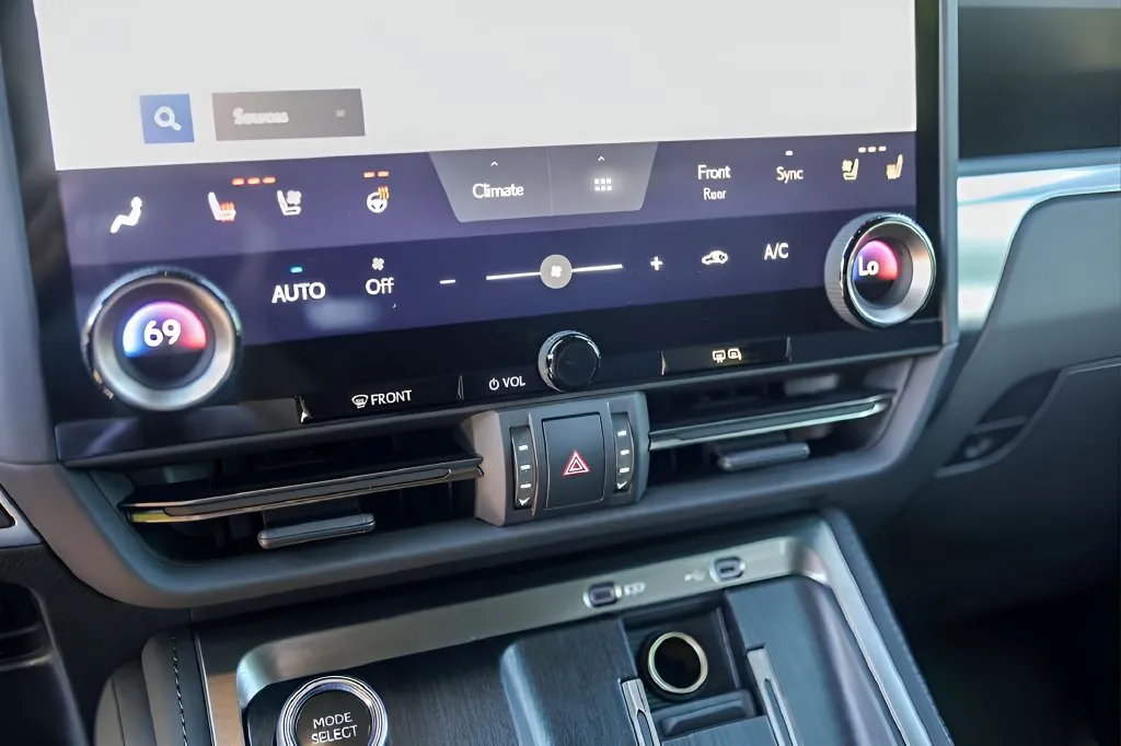 Lexus GX photo 19