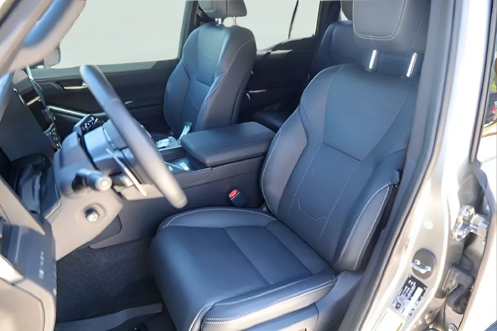 Lexus GX photo 7