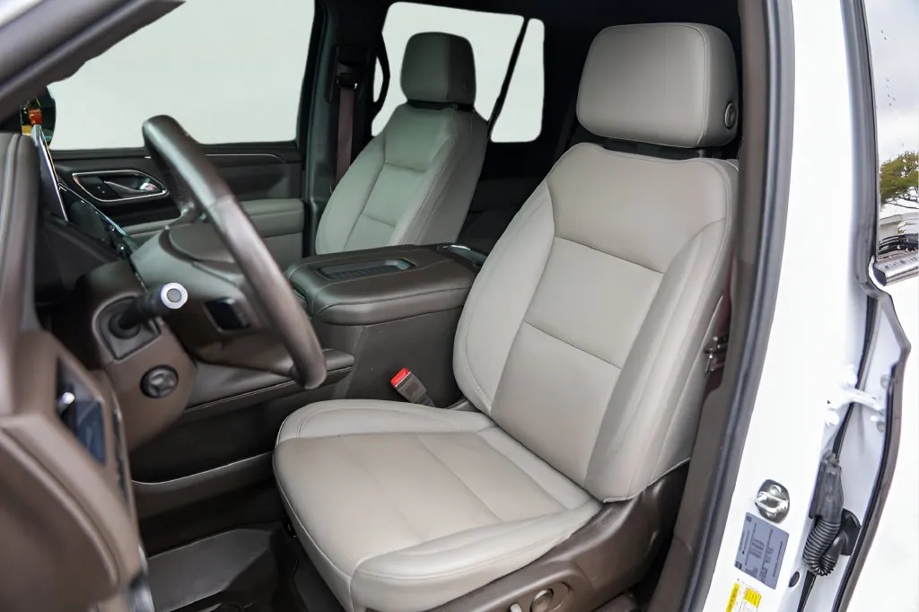 Chevrolet Tahoe photo 9