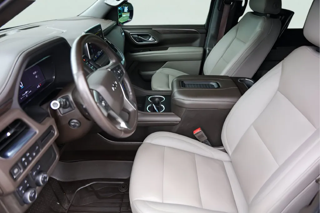 Chevrolet Tahoe photo 11