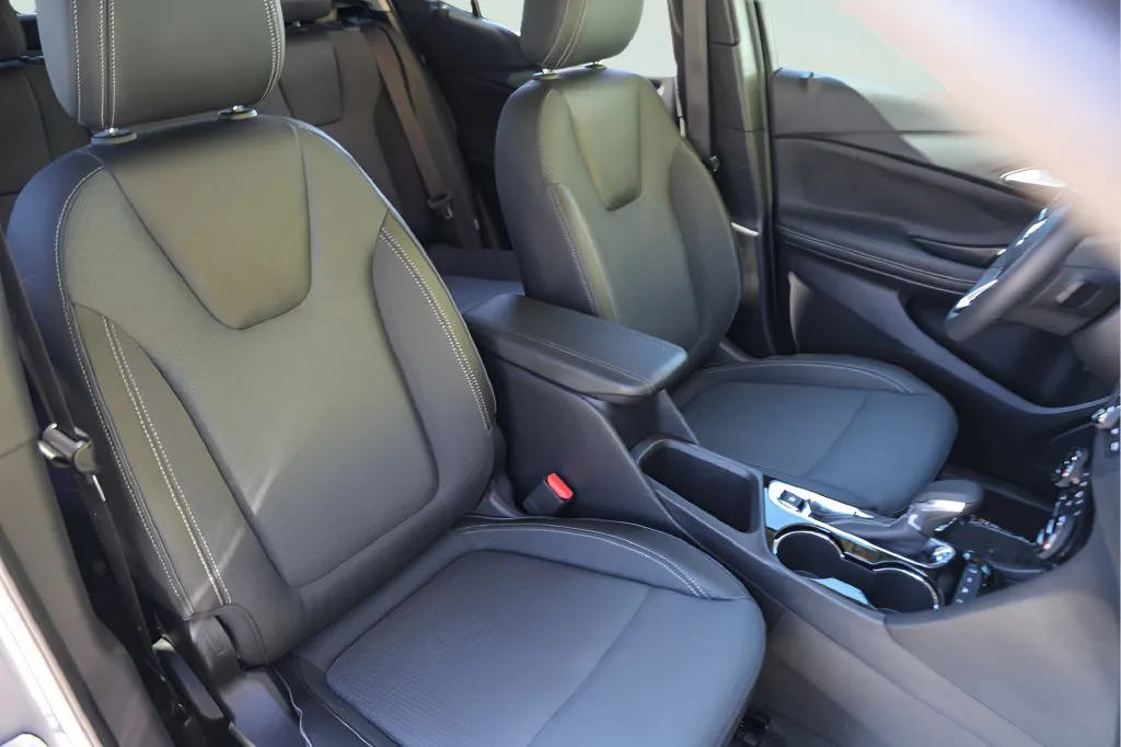 Buick Encore GX photo 30