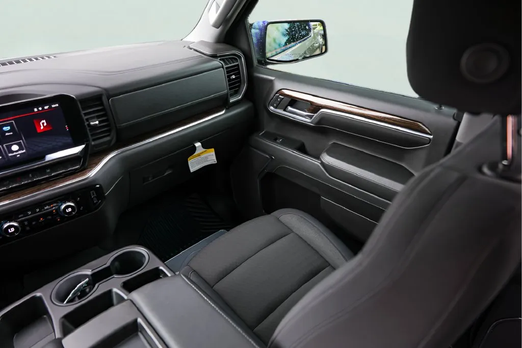 GMC Sierra photo 27