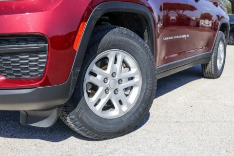 Another view of 2023 Jeep Grand Cherokee Laredo for sale in Austin, TX at Covert Buick GMC