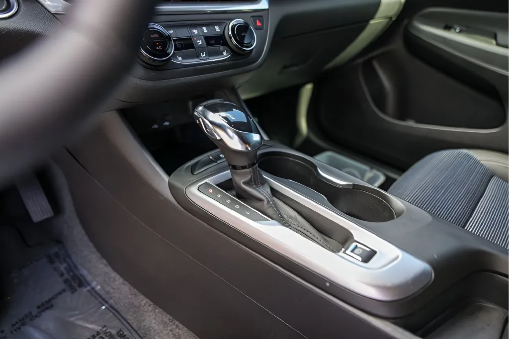 Buick Envista photo 19
