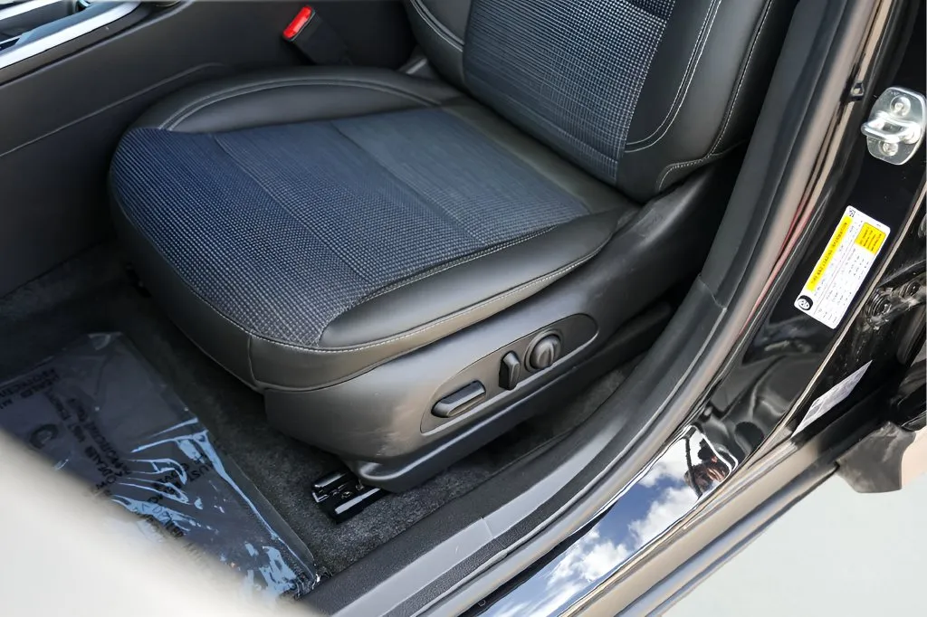 Buick Envista photo 8