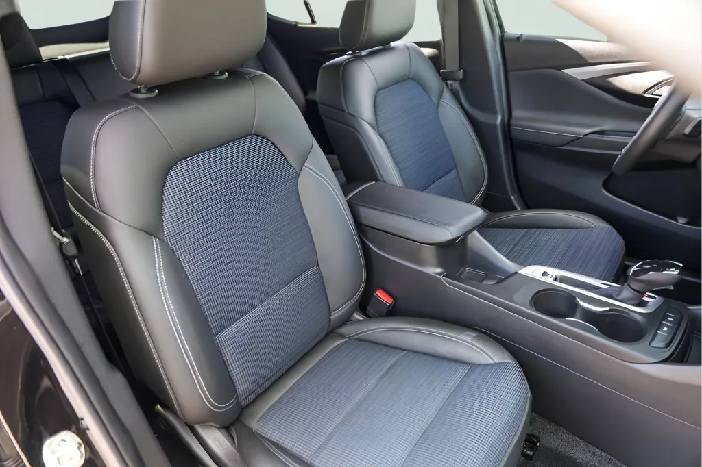 Buick Envista photo 28