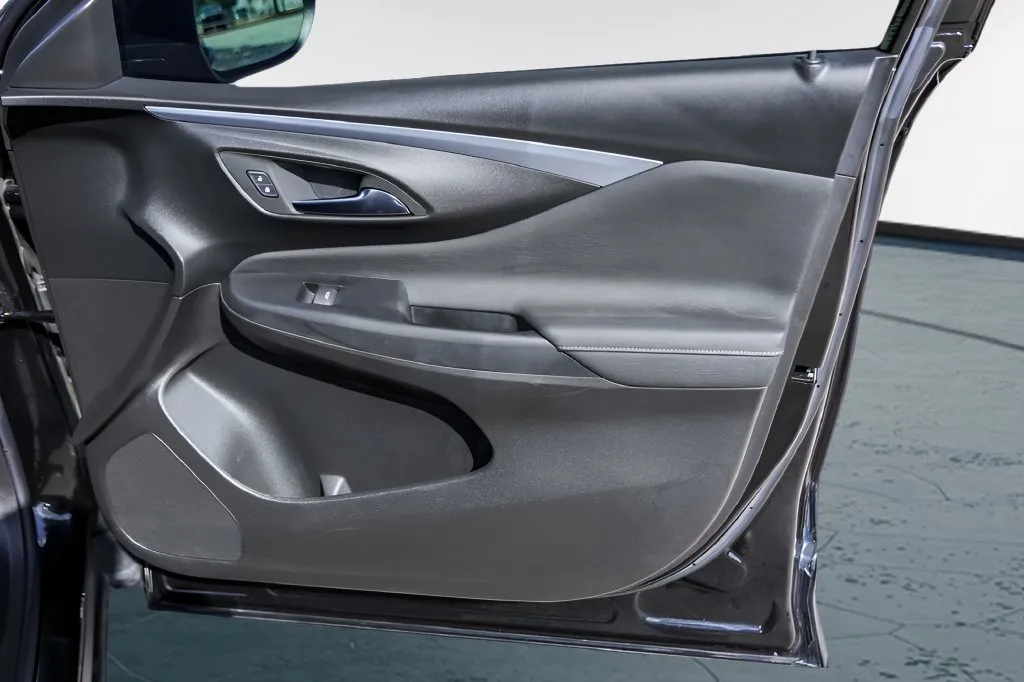 Buick Envista photo 26