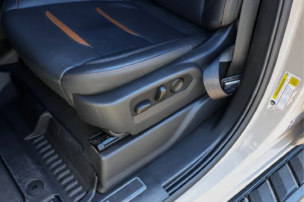 GMC Sierra photo 10