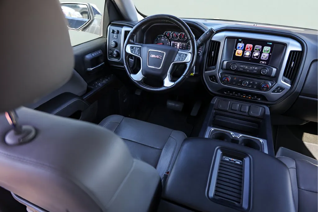 GMC Sierra photo 27