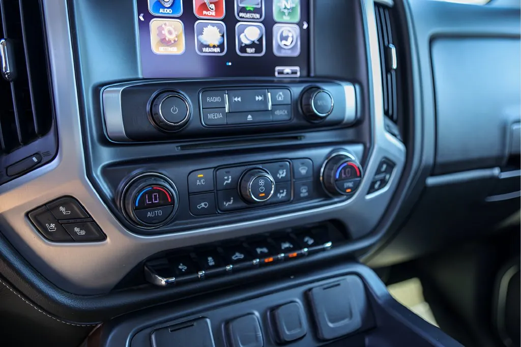 GMC Sierra photo 20