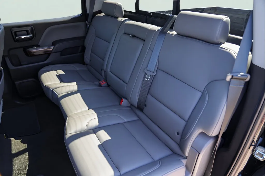 GMC Sierra photo 25