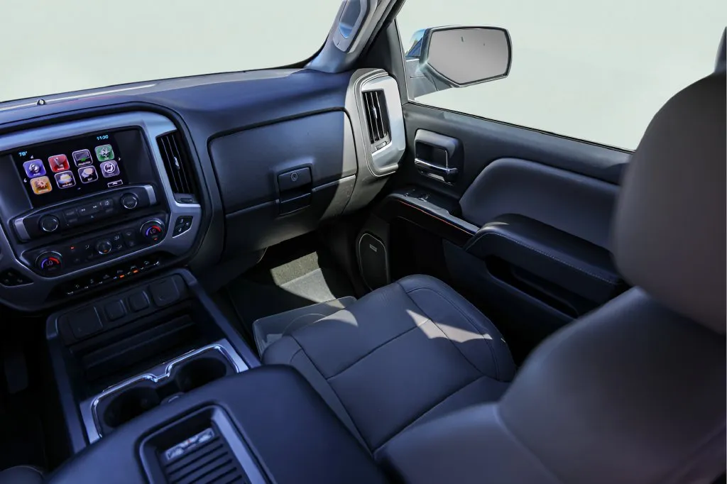 GMC Sierra photo 28