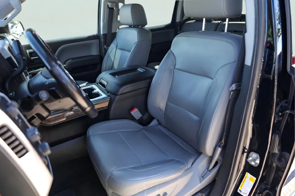 GMC Sierra photo 9