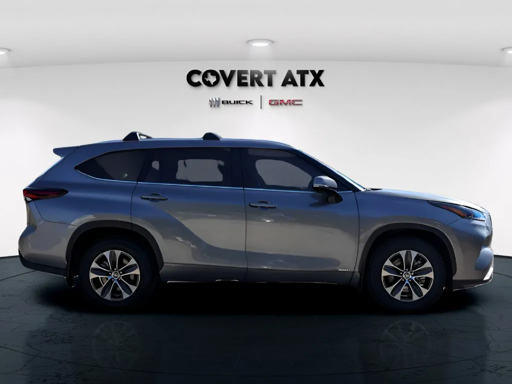 Toyota Highlander photo 7