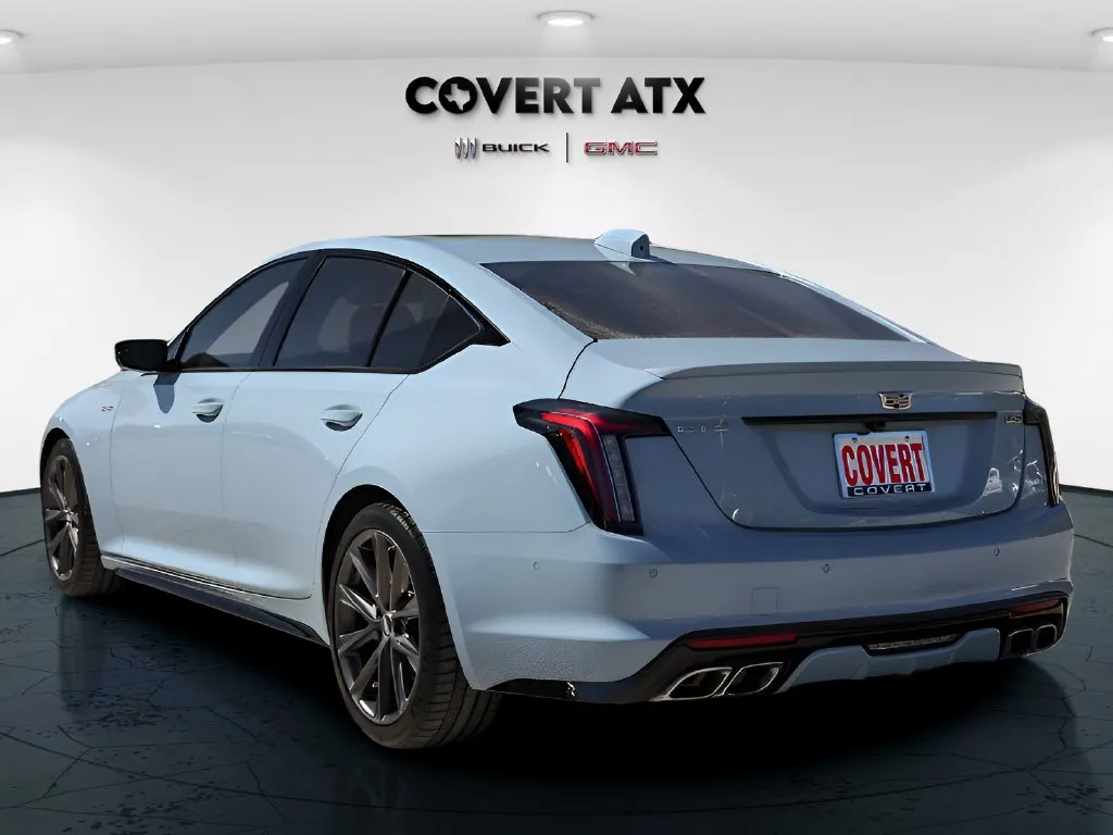Cadillac CT5 photo 5