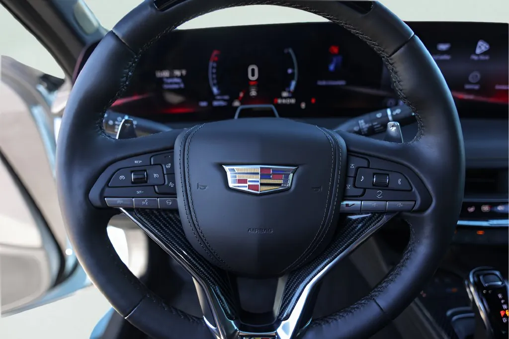 Cadillac CT5 photo 14