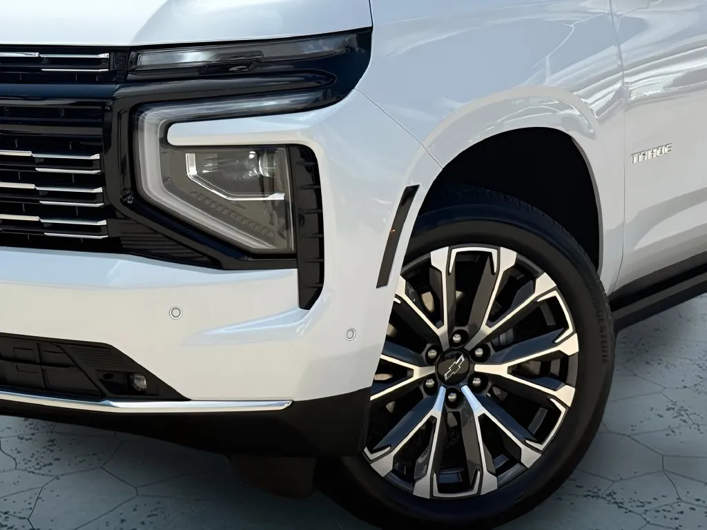 Chevrolet Tahoe photo 6