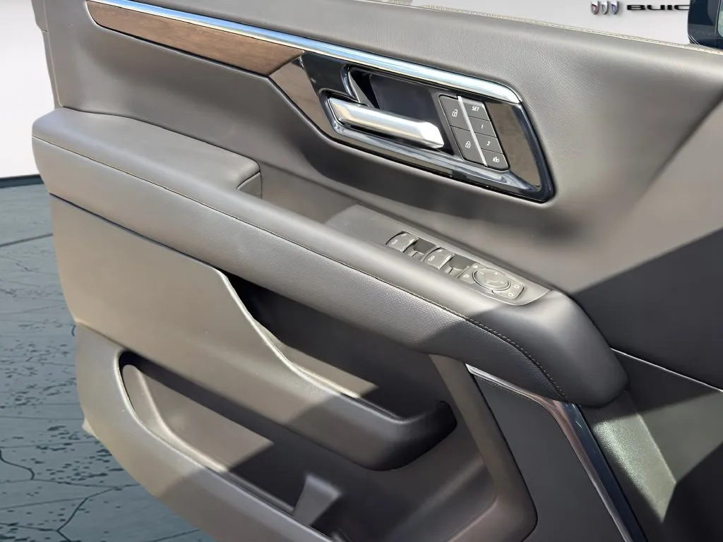 Chevrolet Tahoe photo 22