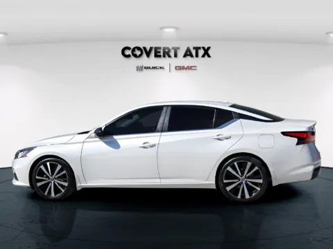 More photos of 2020 Nissan Altima 2.5 SR at Covert Buick GMC, TX