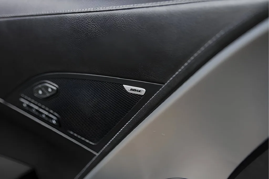 Chevrolet Corvette photo 23