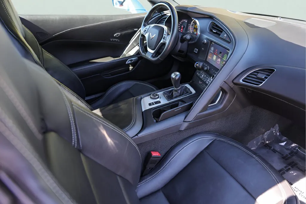 Chevrolet Corvette photo 27