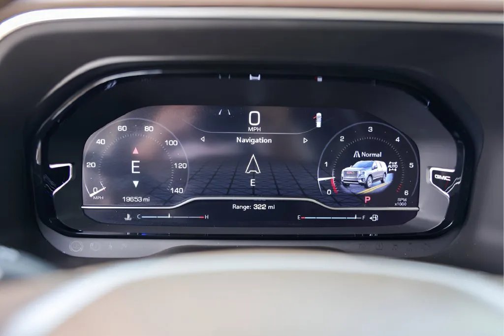 GMC Yukon photo 13