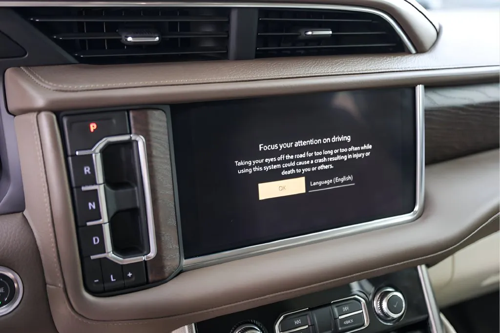 GMC Yukon photo 18