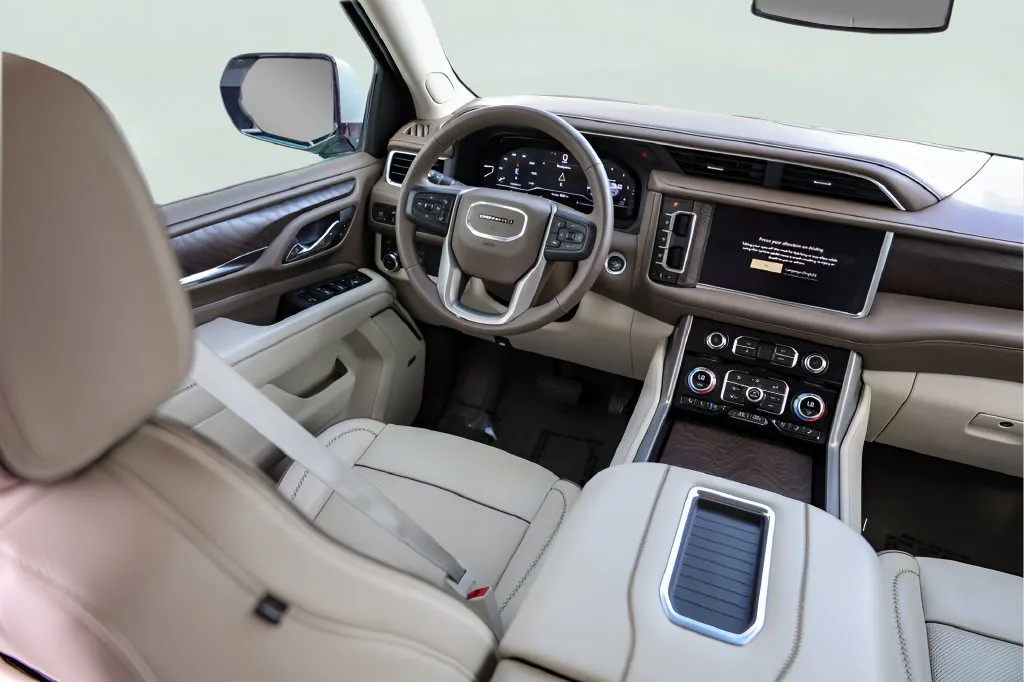 GMC Yukon photo 28