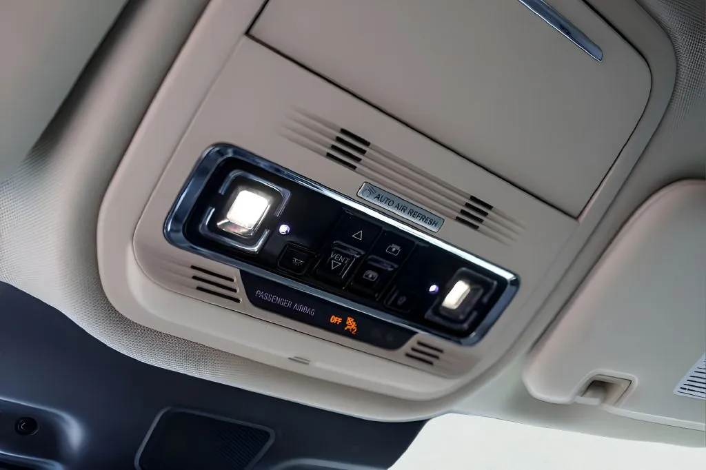 Lincoln Aviator photo 18