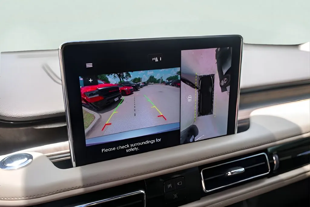 Lincoln Aviator photo 15