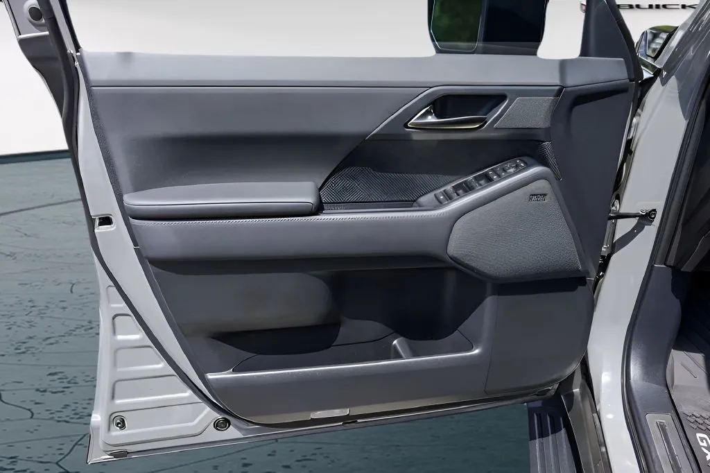 Lexus GX photo 22
