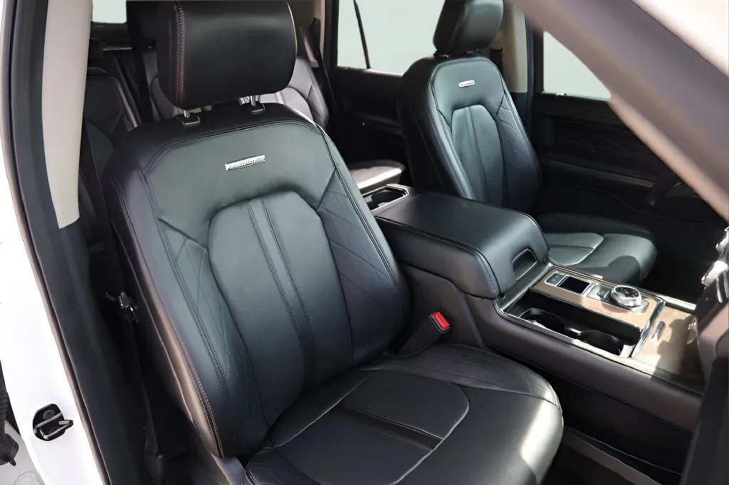 Ford Expedition photo 32