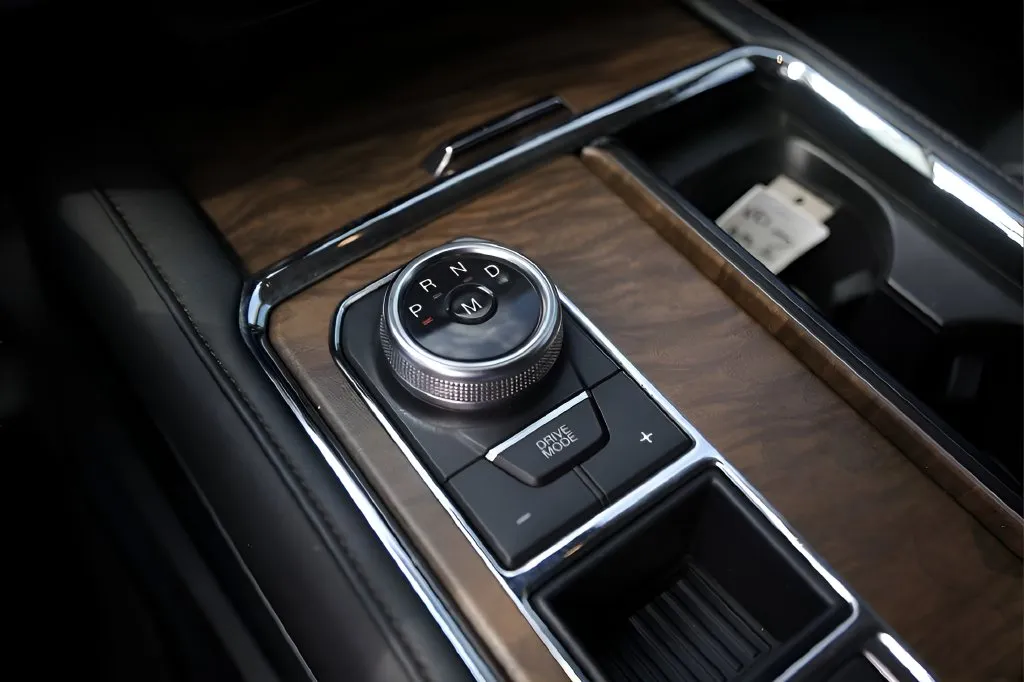 Ford Expedition photo 20