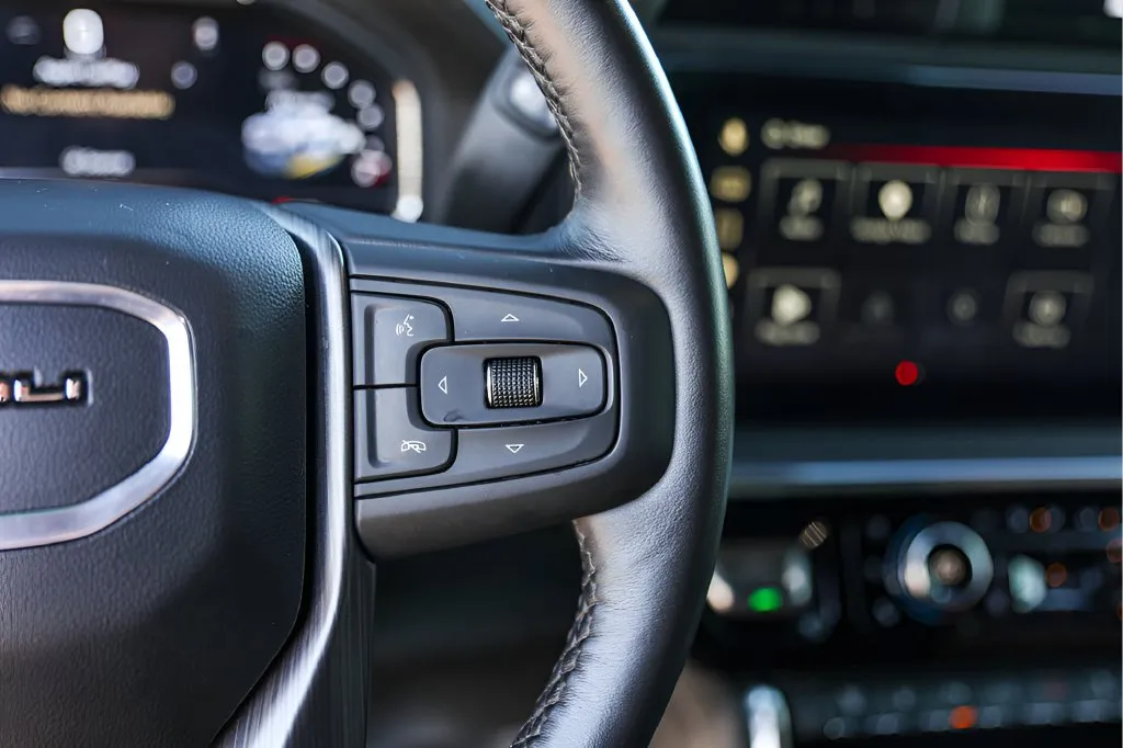 GMC Sierra photo 15